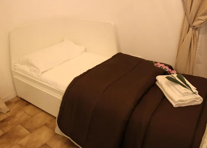 - Indipendenza 36 Apartamento